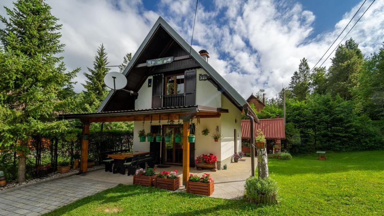 Chalet House Olga Crni Lug Eksteriør bilde